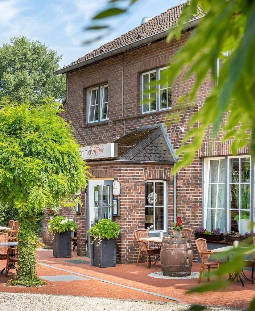 Hotel & Restaurant Brommler Muehle Gangelt エクステリア 写真