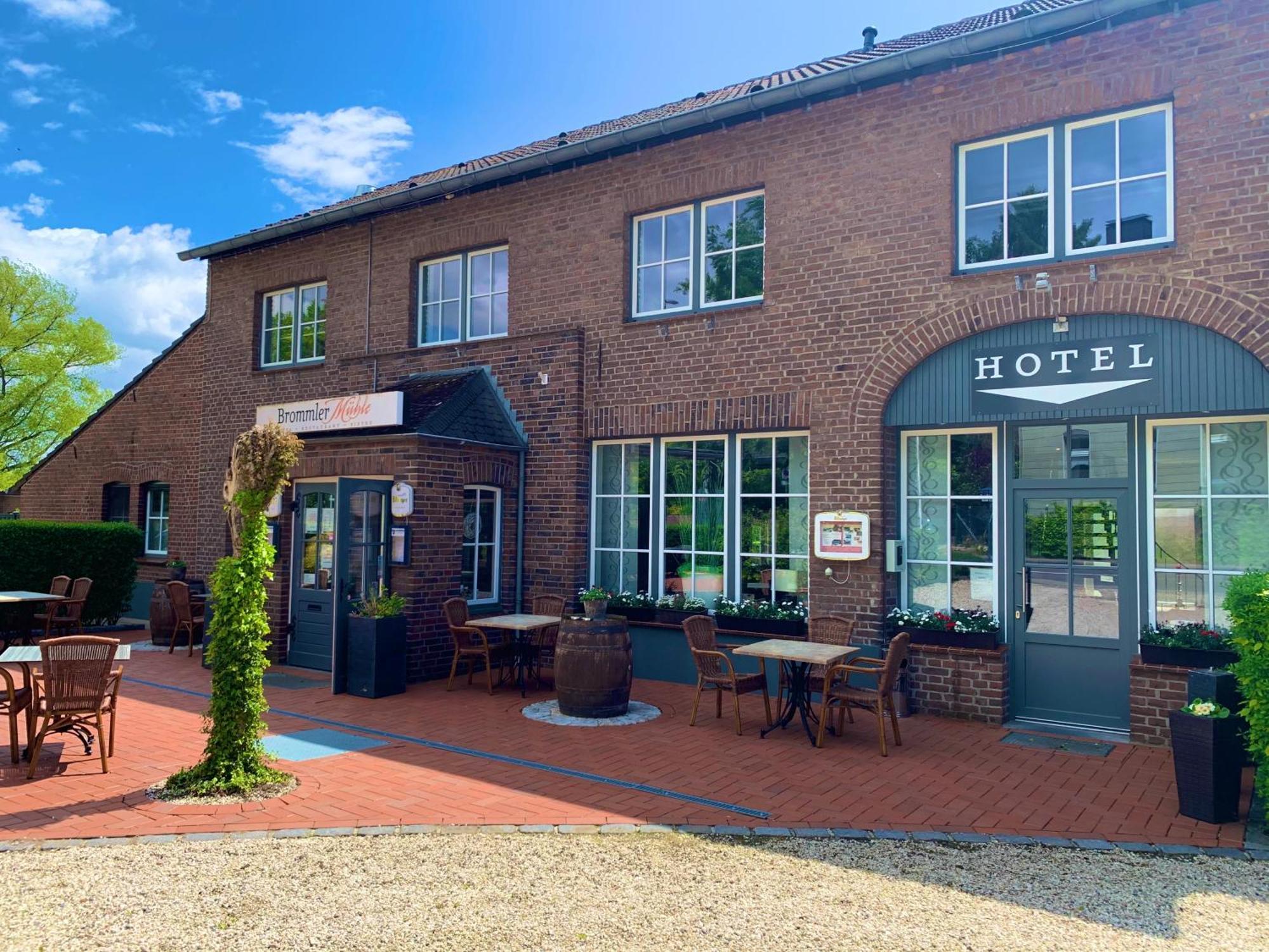 Hotel & Restaurant Brommler Muehle Gangelt エクステリア 写真